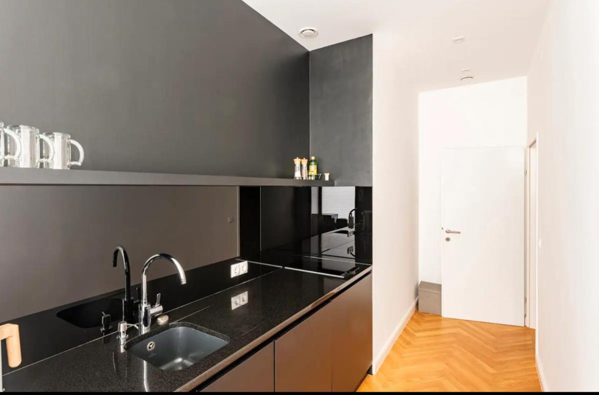 Gemuetliches Und Modernes Apartment,44 M² Vienna Exterior photo